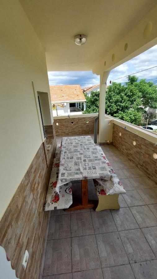 Apartments Luna Stan Trigraci Extérieur photo